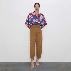 Zara High-Rise Tapered Cargo Jogger Pants in Camel Size Large Casual Work